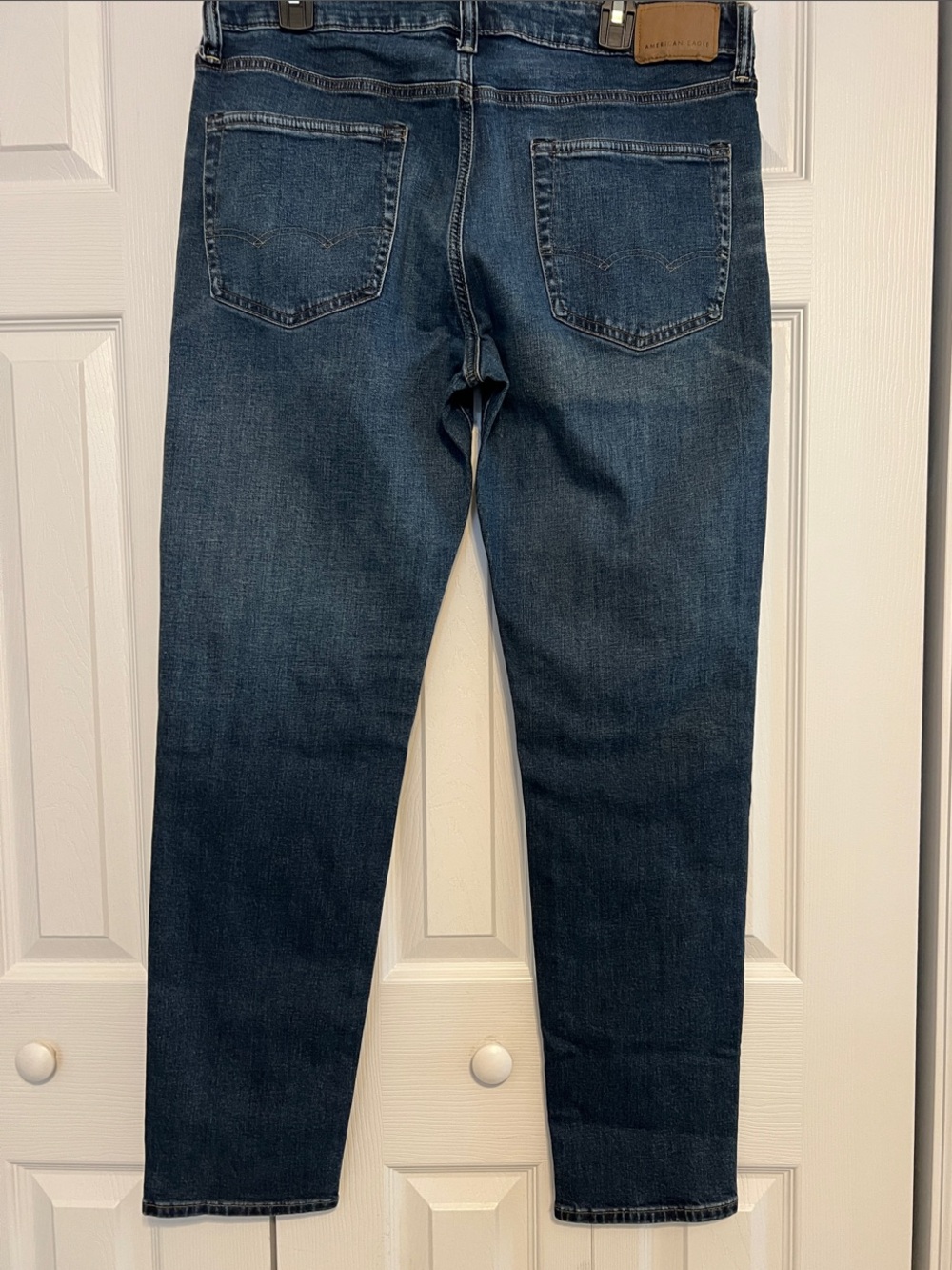 2 Pairs American Eagle Outfitters Men’s Faded Jeans - Picture 7 of 11
